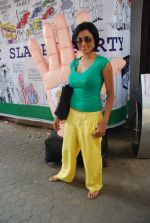 Shifanjali Shekhar at Viren Shah_s happy slappy party in Blue Frog on 12th Feb 2012 (87).JPG